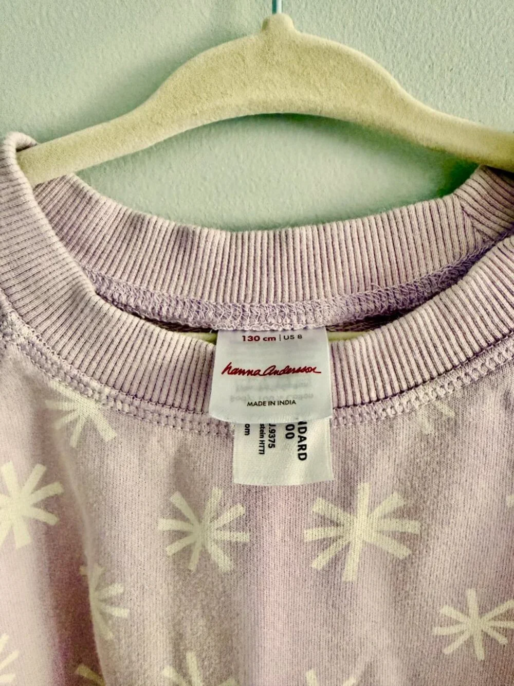Hanna Andersson Lavender Crewneck Sweatshirt Starburst Snowflake Print Size 8